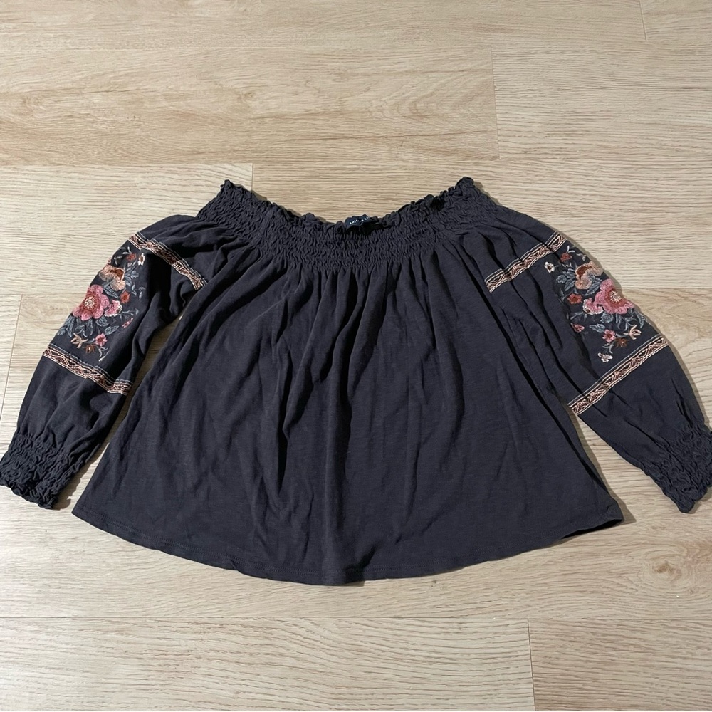 American Eagle Off the Shoulder Embroidered Top